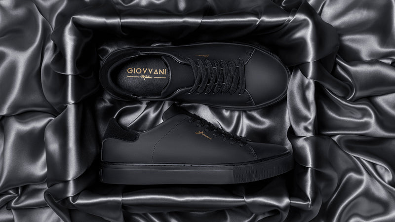 Black Leather / Black Sole Shot 4